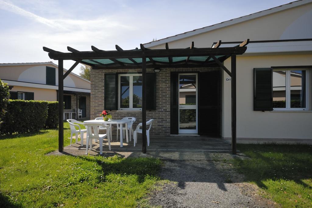 Villaggio Turistico La Cecinella Marina di Cecina Ngoại thất bức ảnh