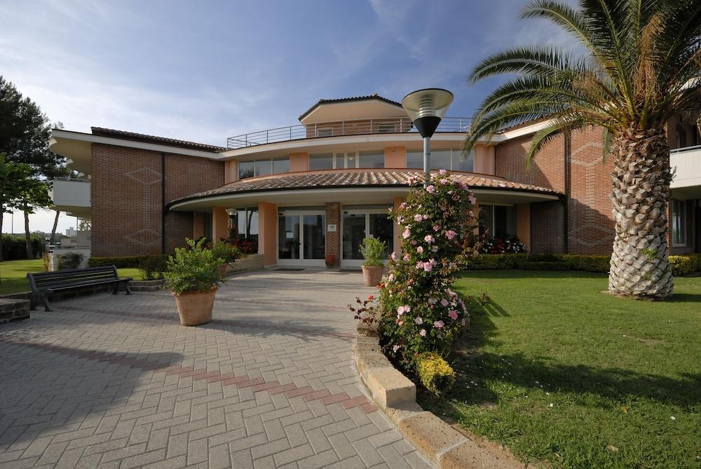 Villaggio Turistico La Cecinella Marina di Cecina Ngoại thất bức ảnh