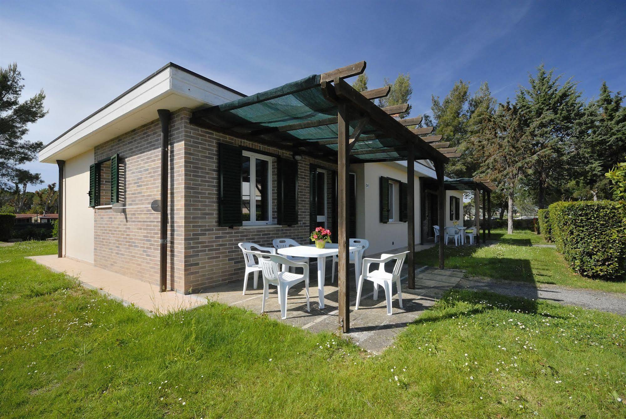 Villaggio Turistico La Cecinella Marina di Cecina Ngoại thất bức ảnh