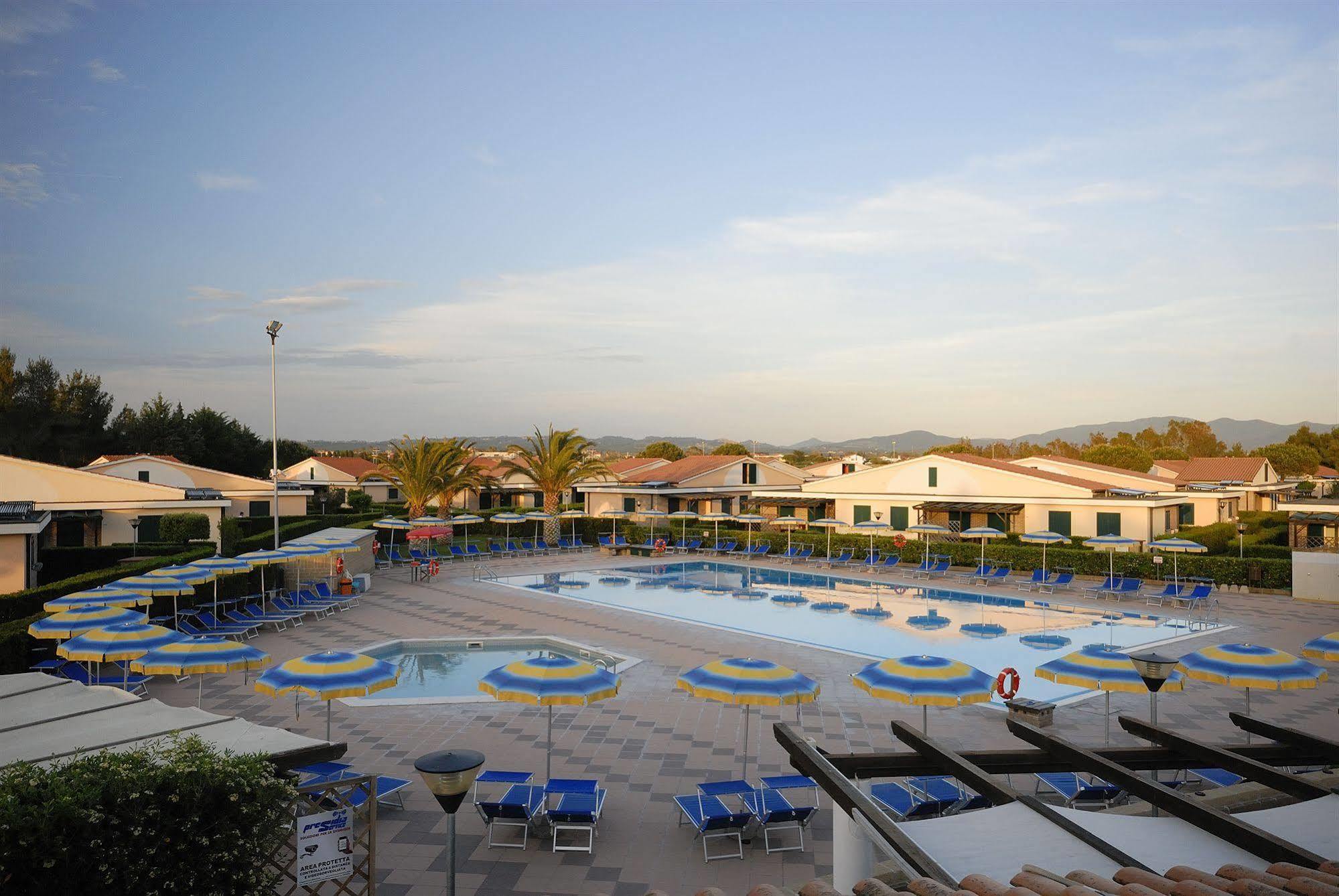 Villaggio Turistico La Cecinella Marina di Cecina Ngoại thất bức ảnh