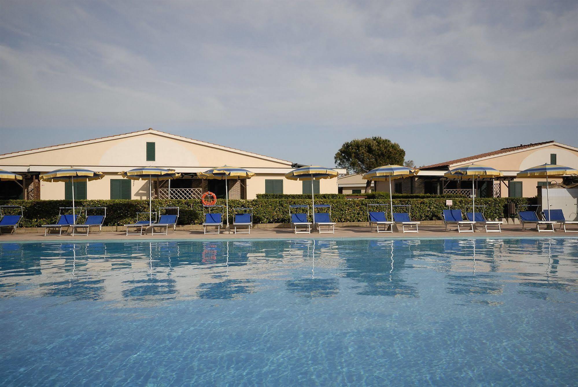 Villaggio Turistico La Cecinella Marina di Cecina Ngoại thất bức ảnh
